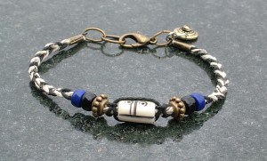 chevron weave, macrame bracelet, charm bracelet, simple macrame, learning to simplify the design, Trinity Jewelry by Desing